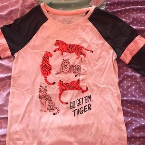 A cat and jack mid sleeve shirt.